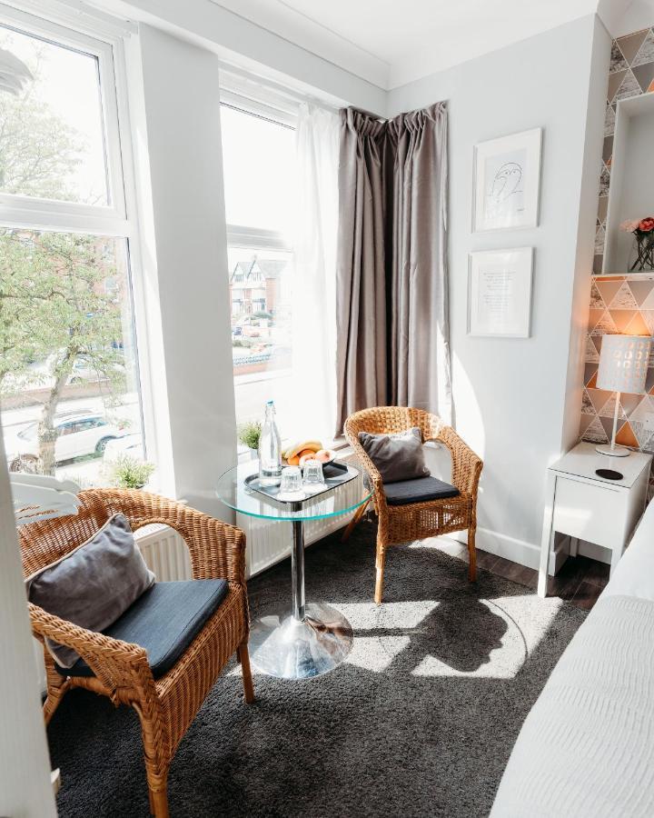 Sweet Suites Lytham Lytham St Annes Bagian luar foto